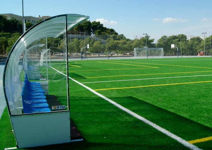 ▷ Césped Artificial Reciclado de los campos de Fútbol. Por qué no comprarlo